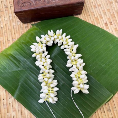 Real Look like Malli Poo/Jasmine Flower/Mallepuvu/Gajra (Small bud) – J12