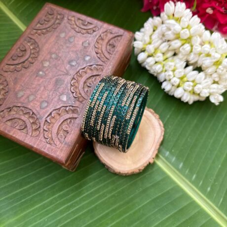 Aruvi  Peacock green shade  Glass bangles – GB218