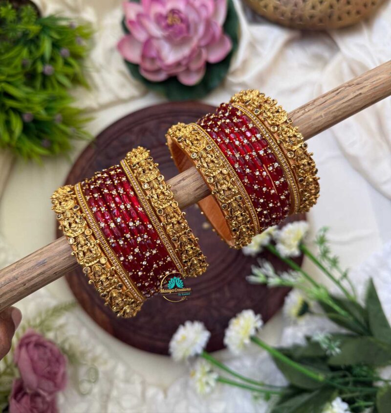 Lakshmi cham with Red Glass Bangle - BC342