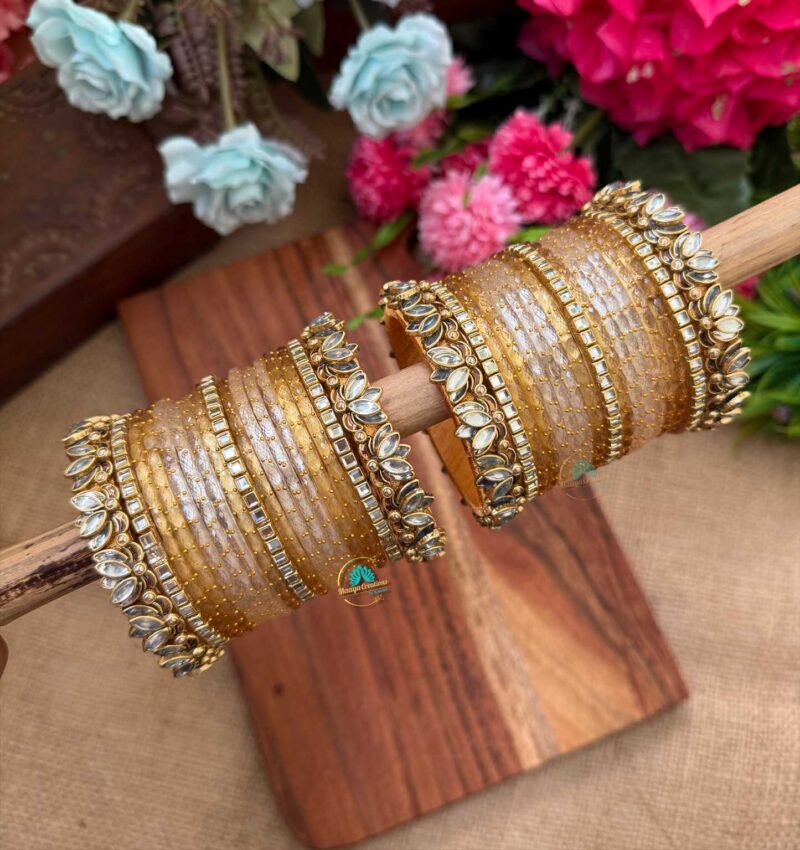 3D-Lotus White & Gold Glass bangles Combo - BC338