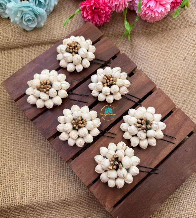 Real Look Like Two Layer White & Gold Flower Jasmine U Pin - RG46