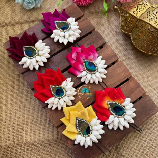 Real Look Jasmine Rose Petals U Pin - RG45