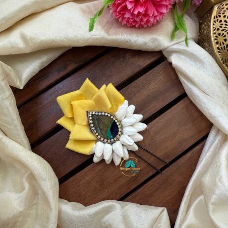 Real Look Jasmine Yellow Rose Petals U Pin– J29