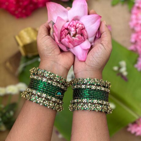 3D-Green & White Silk Thread with Glass Bangles Combo- BC370