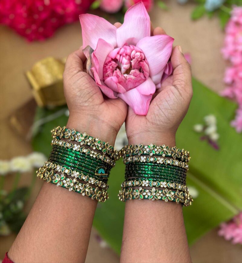 3D-Green & White Silk Thread with Glass Bangles Combo- BC370