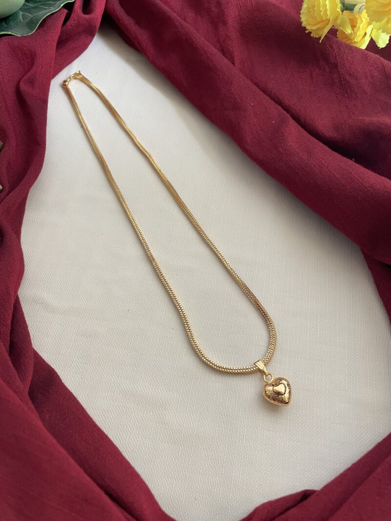 Simple Heart Pendent Neck Chain- IM52