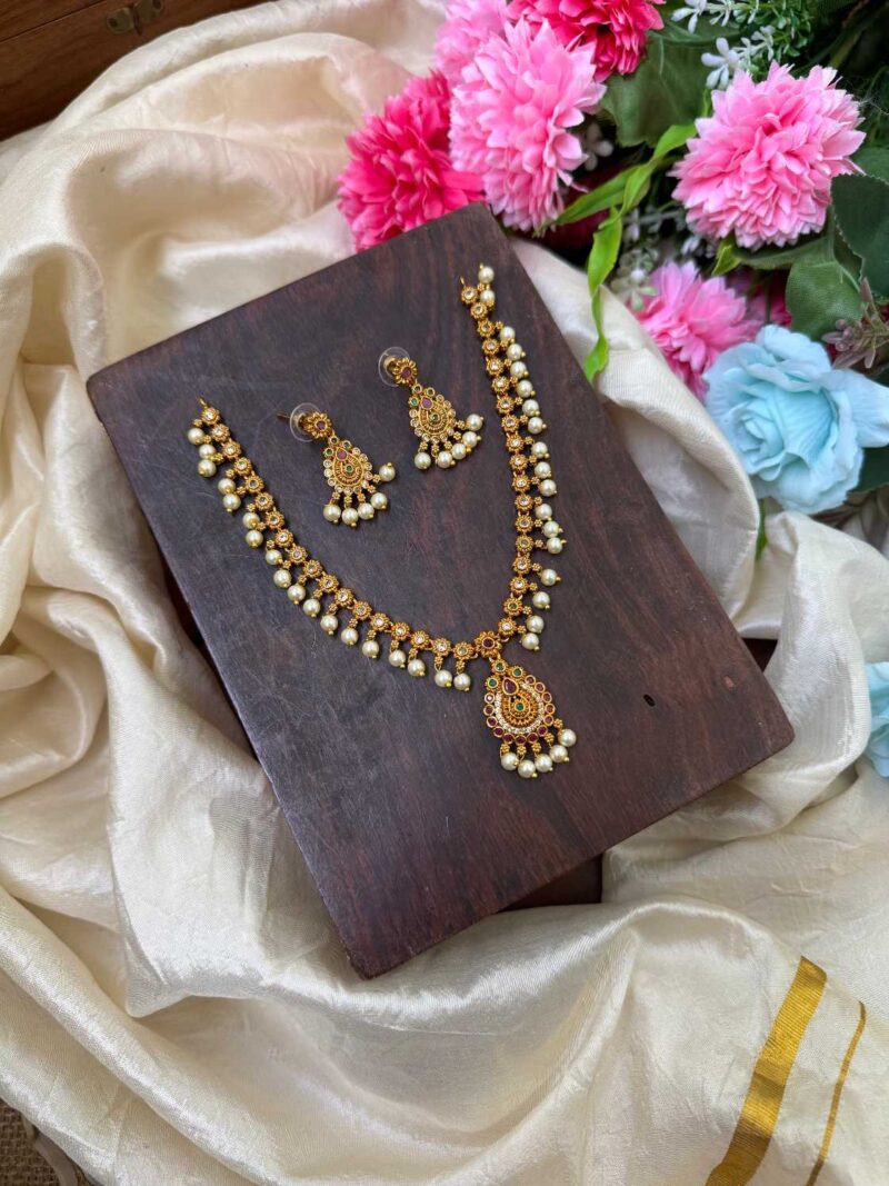 Simple Antique AD Stone Neck Chain- IM53