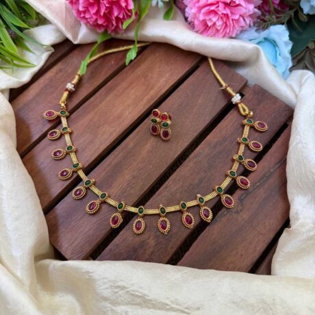 Simple Antique Drop Shape Red & Green AD Stone Neck Set- IM75