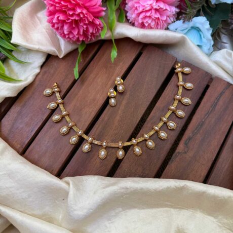 Simple Antique Drop Shape Pearl AD Stone Neck Set- IM76