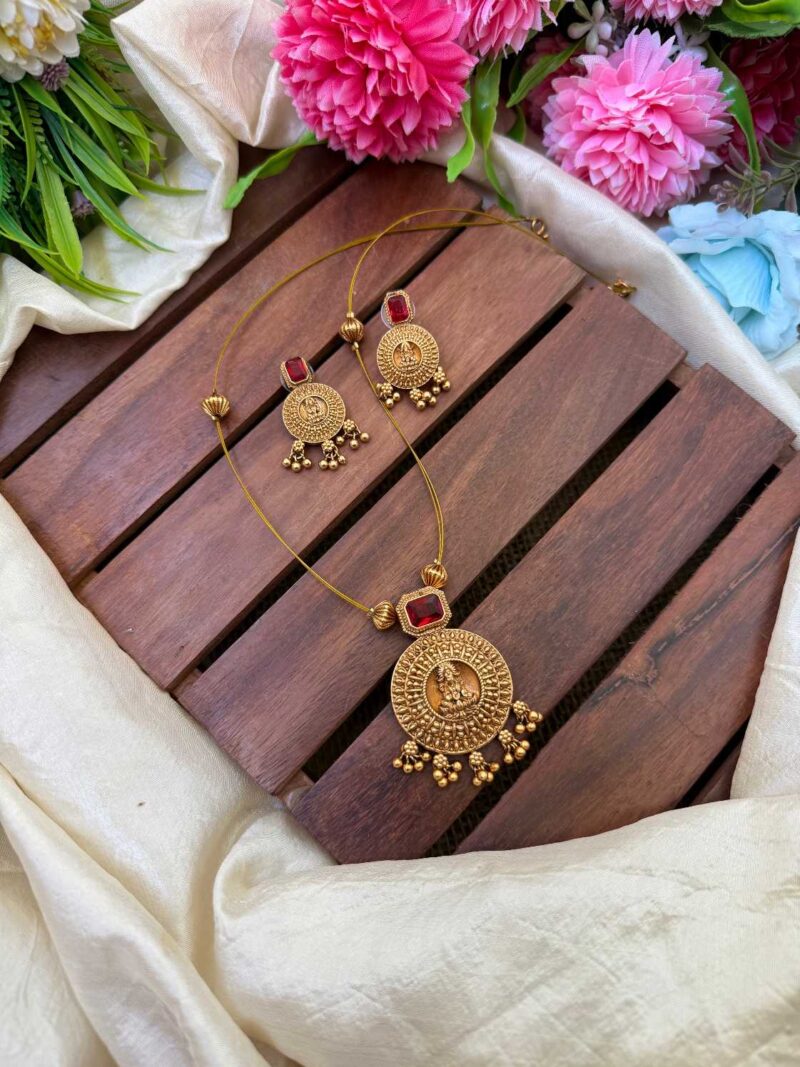Invisible Antique Round Lakshmi Pendent Red Neck Set- IM117
