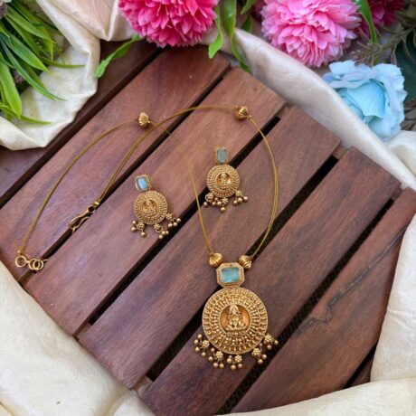 Invisible Antique Round Lakshmi Pendent Pastel Green Neck Set- IM118