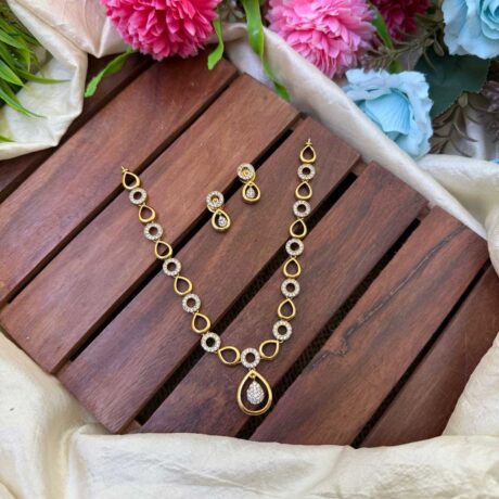 Stylish Diamond Look Neck Set- IM86