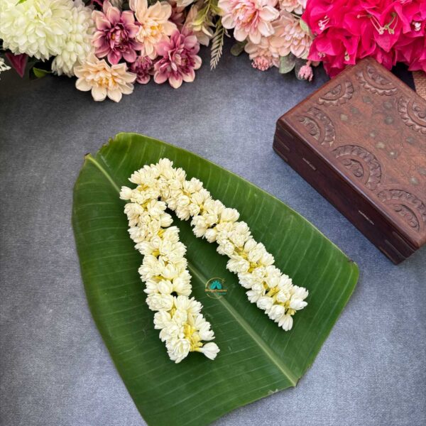 Real Look like Mullai Flower – J196