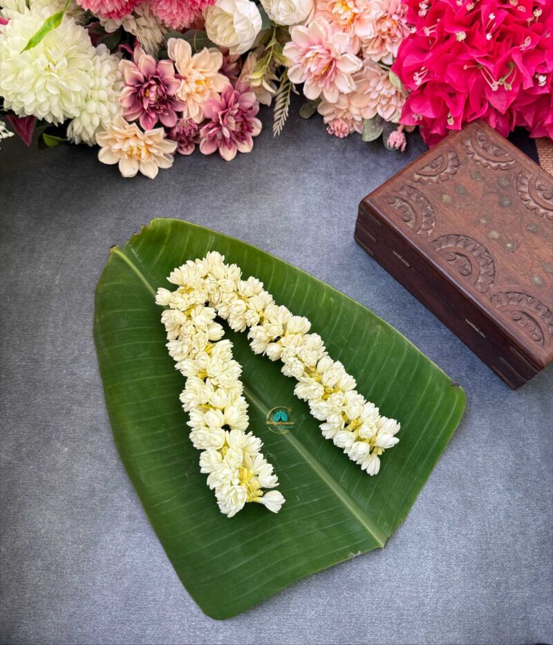 Real Look like Mullai Flower – J196