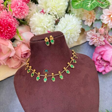 Green Stone Premium Chocker - IM129