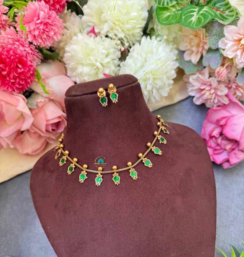 Green Stone Premium Chocker - IM129