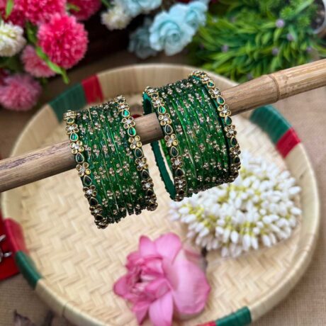 Drop Dark Green Silk Thread Glass Bangles Combo - BC424