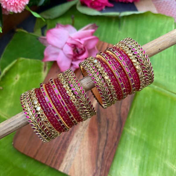 Leaf Style Pink & Gold Silk Thread Glass Bangles Combo - BC461