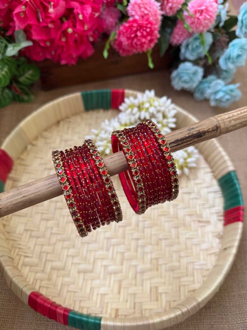 Dice & Stone Pattern Red Silk Thread Glass Bangles Combo - BC431