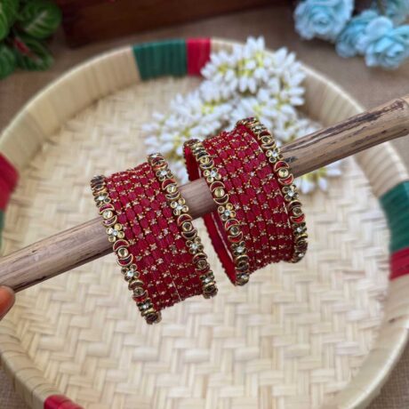 Gold & Red Silk Thread Glass Bangles Combo - BC438