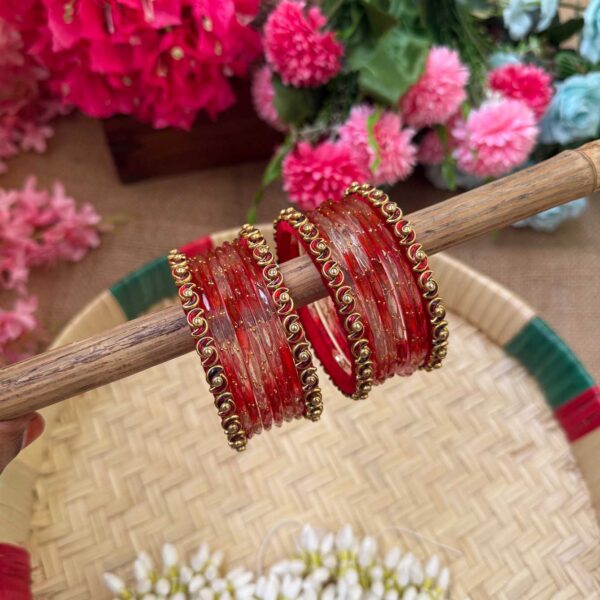 Red Halfmoon Silk Thread Glass Bangles Combo - BC446