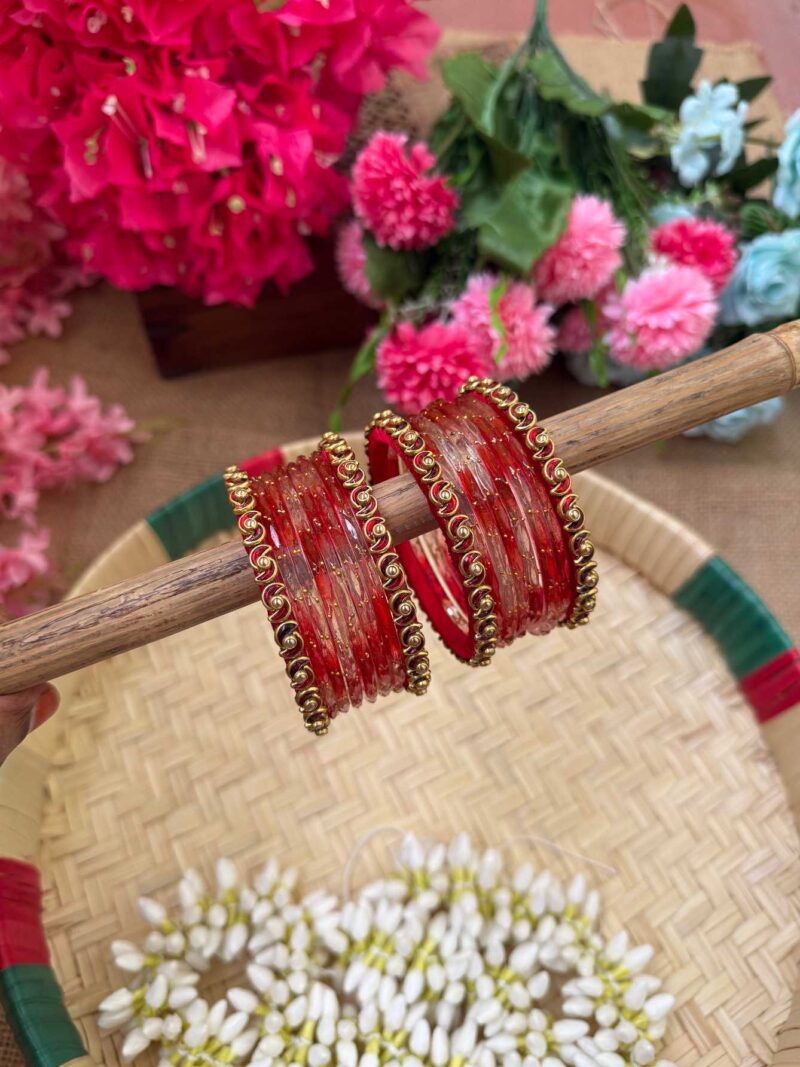 Red Halfmoon Silk Thread Glass Bangles Combo - BC446