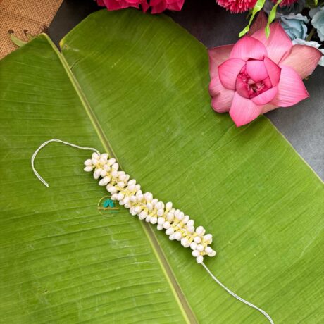 Real Look like Nandhiyavattai Flower Half Mozham – J201
