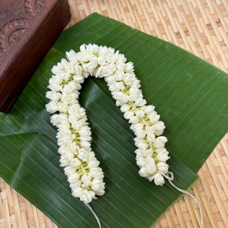 Exquisite Partial Bloomed Real look Jasmine/Malli Poo/Gajra – J223