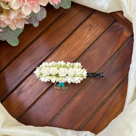 Real Look like 3 Line Bloomed Jasmine with Green Touch – Jasmine Centre Clip - J253