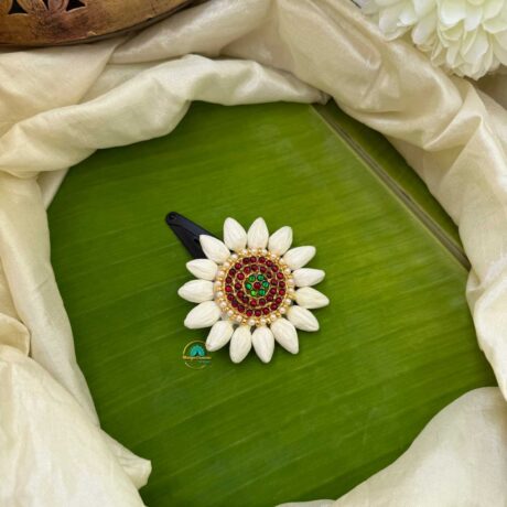 Real Look like Jasmine with Sun Pendant Tic Tac Clip– Jasmine Tic Tac Clip (Big) - J270 - Margazhi