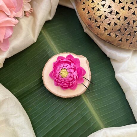 Lotus 'U' Pin - J304