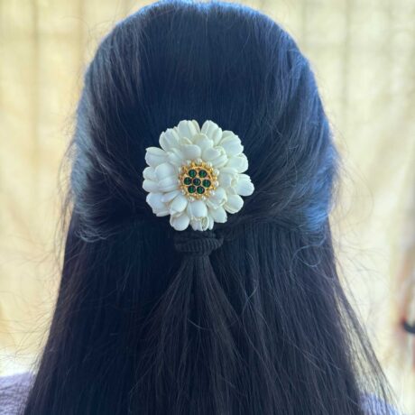 Real Look Like Semi Bloomed Malli With Green Kemp Hair Accessories - J384