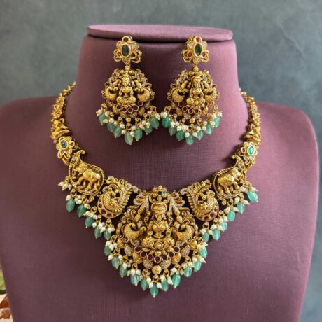 Lakshmi Short Chocker With Earring - TS34