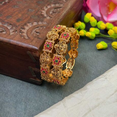 Premium AD Gold Lakshmi cut design with Red Stone Flower Design Bangle - PGB52