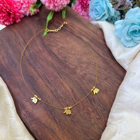 3 Elephant Pendant Invisible Neckpiece – IN130