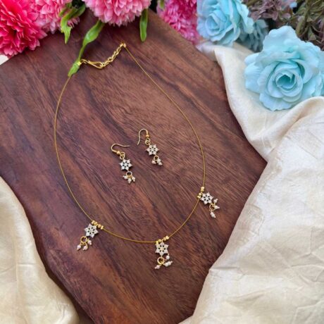 White Stone Flower Pendant Invisible Neckpiece – IN147