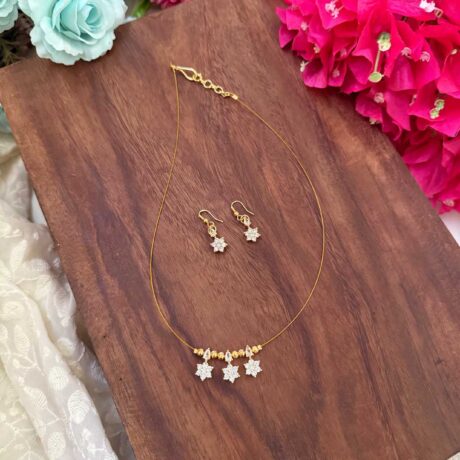 Star design 3 Pendant Invisible Neckpiece – IN165