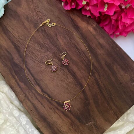 Flower Design with Rose Stone Pendant Invisible Neckpiece – IN174