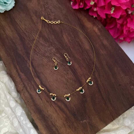 Green Stone Drop 5 Pendant Invisible Neckpiece – IN177