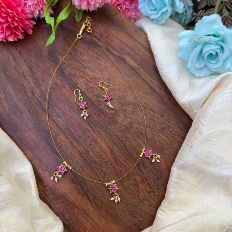 Rose Stone Pendant Invisible Neckpiece – IN125