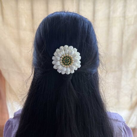 Real Look Like Semi Bloomed Malli With Green Kemp Pendent - J390
