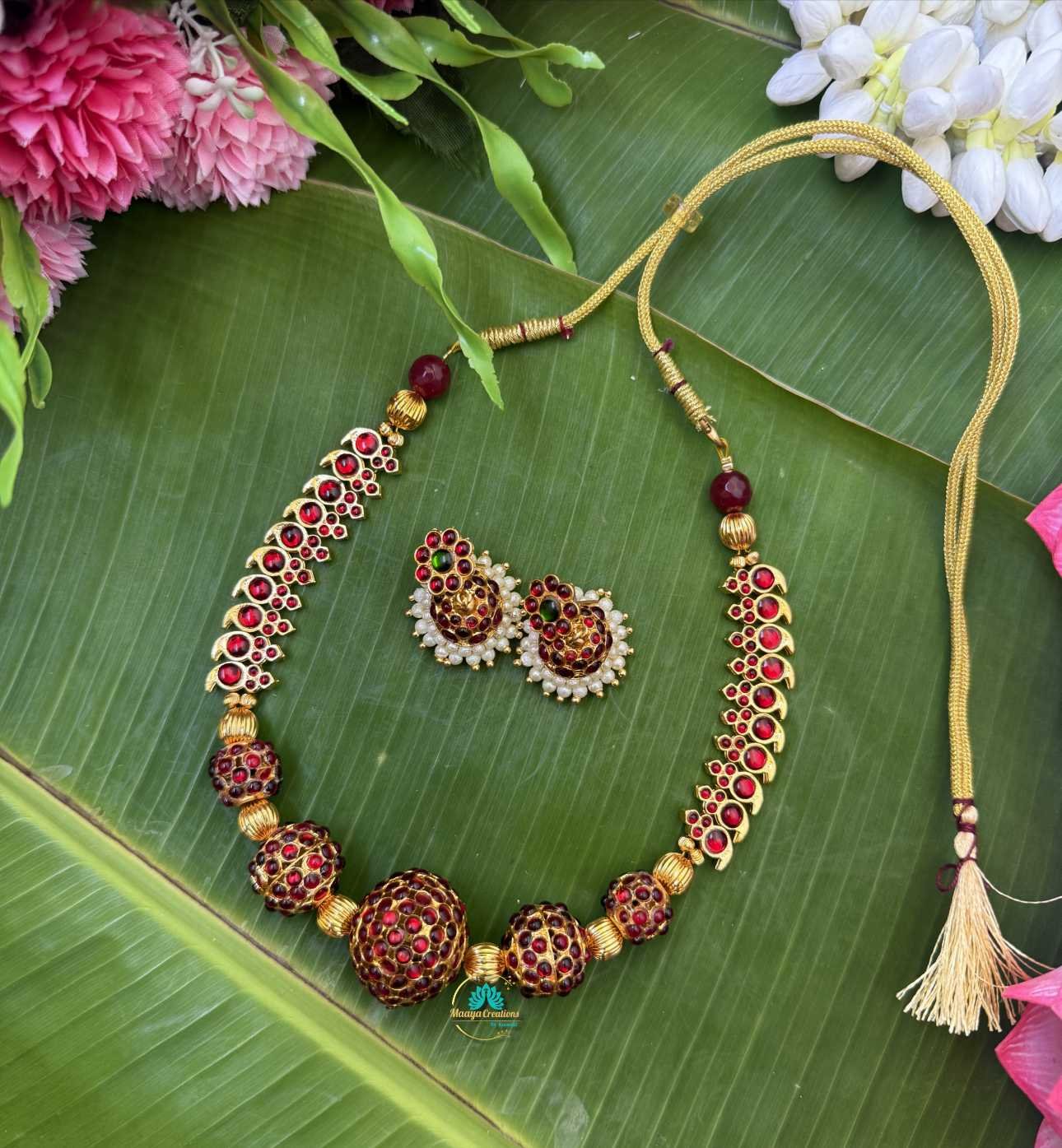 Red Rudraksh Pendant Necklace- KN096
