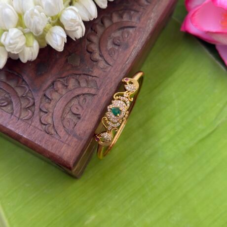 Premium Green Stone Lotus Cut Stone Design Bangle - PGB66