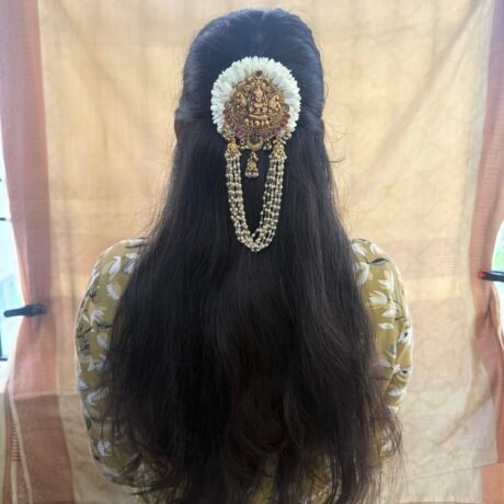 Lakshmi Jada Billai with Mullai Flower with pearl touch - J414
