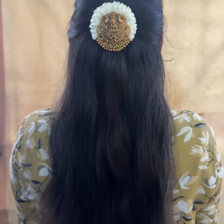 Maaya Lakshmi Jada Billai with Mullai Flower with- J415