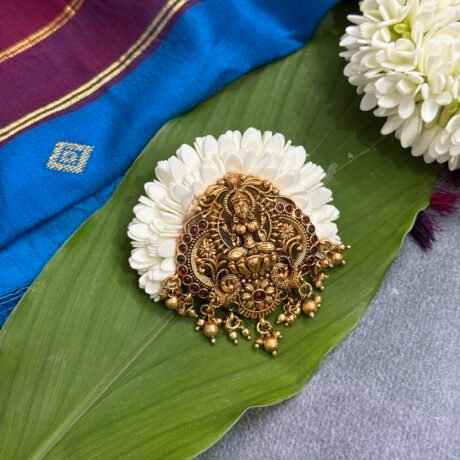 Maaya Lakshmi Jada Billai with Mullai Flower - j425