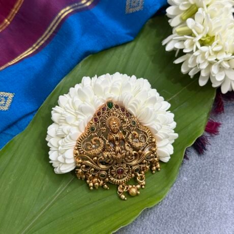 Maaya Lakshmi Jada Billai with Mullai Flower - j424