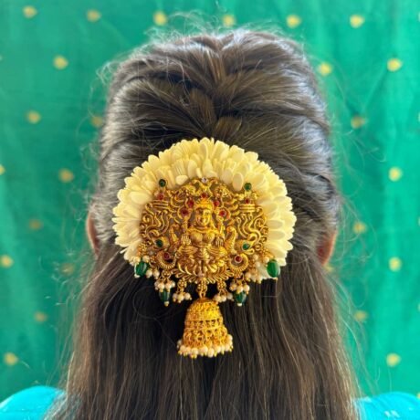 Maaya Lakshmi Jada Billai with Mullai Flower - J458