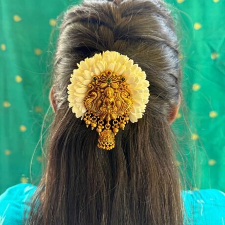 Maaya Lakshmi Jada Billai with Mullai Flower - J462
